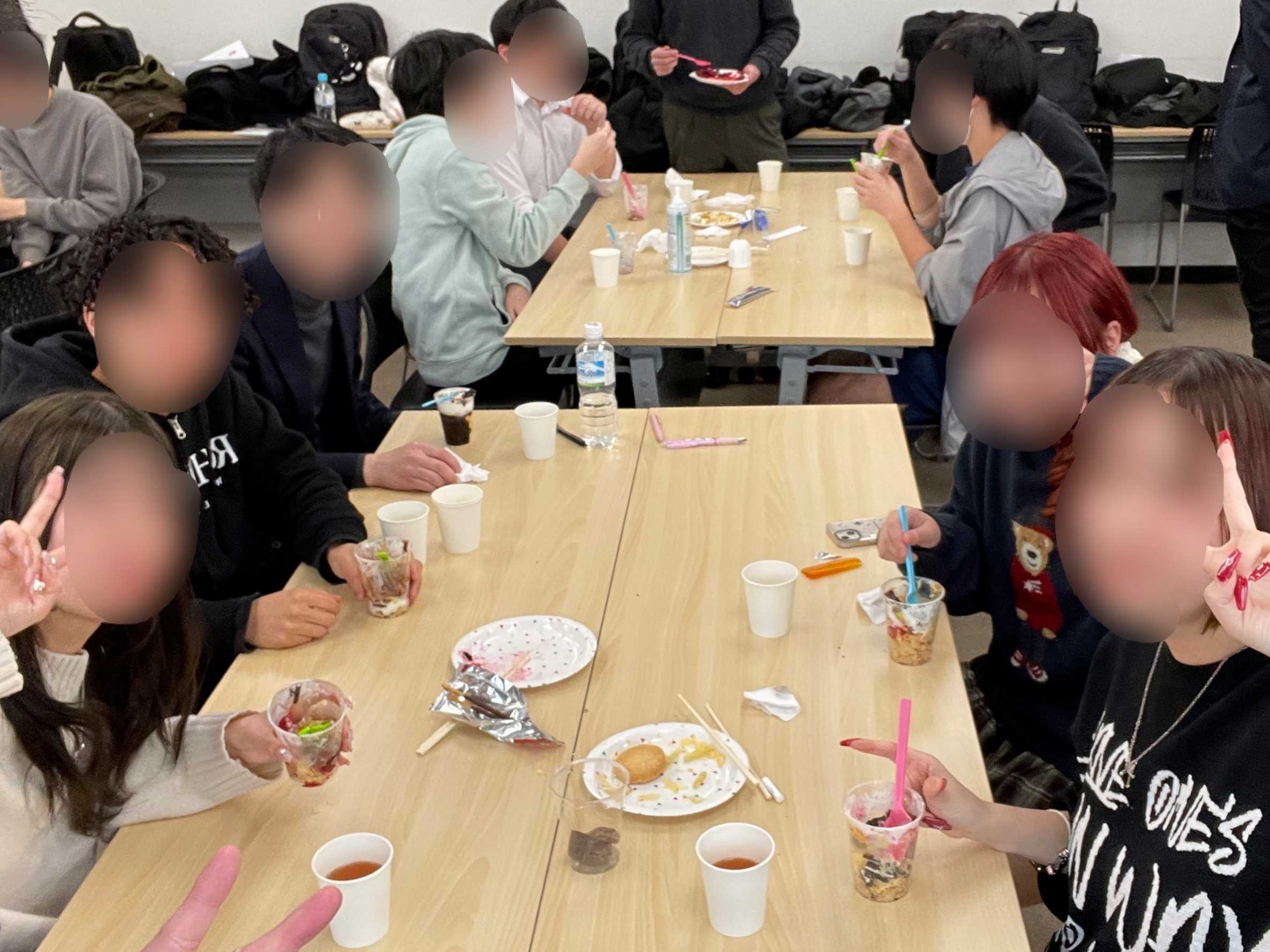 キミノ高等学院 キャンパスブログ#20 クリスマスパーティー🎄✨今年もよく頑張りました💯